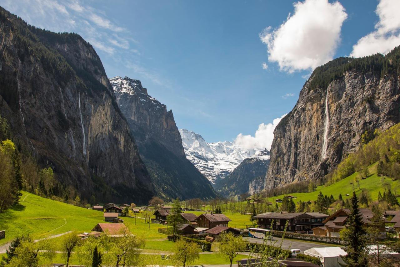 Schutzenbach Backpackers For Adults 18-35 *